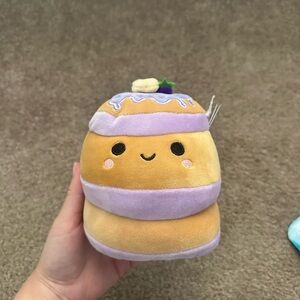 Squishmallows Pancake Stack Plush - Purple and Tan Paden
